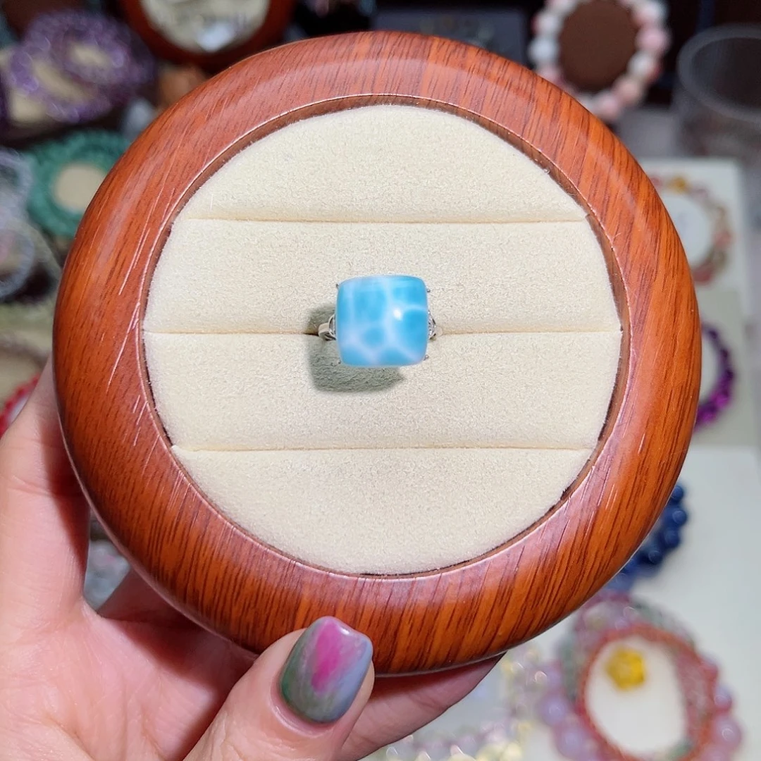 水晶手串未镶嵌红****臭海纹石