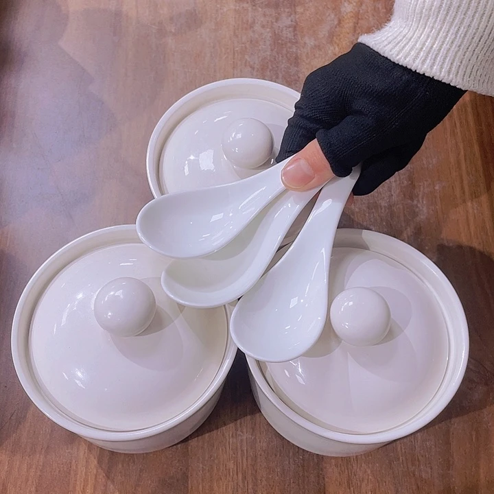 白瓷餐盘餐盘餐盘