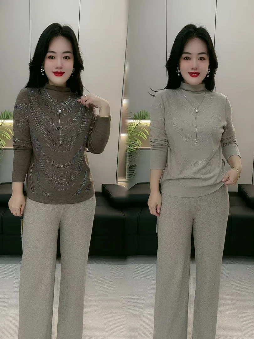 洋气显瘦半高领前身钻长袖百搭打底衫｛修身显瘦｝