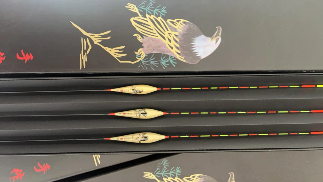 芦苇浮漂高灵敏轻口鲤鱼漂加粗尾醒目