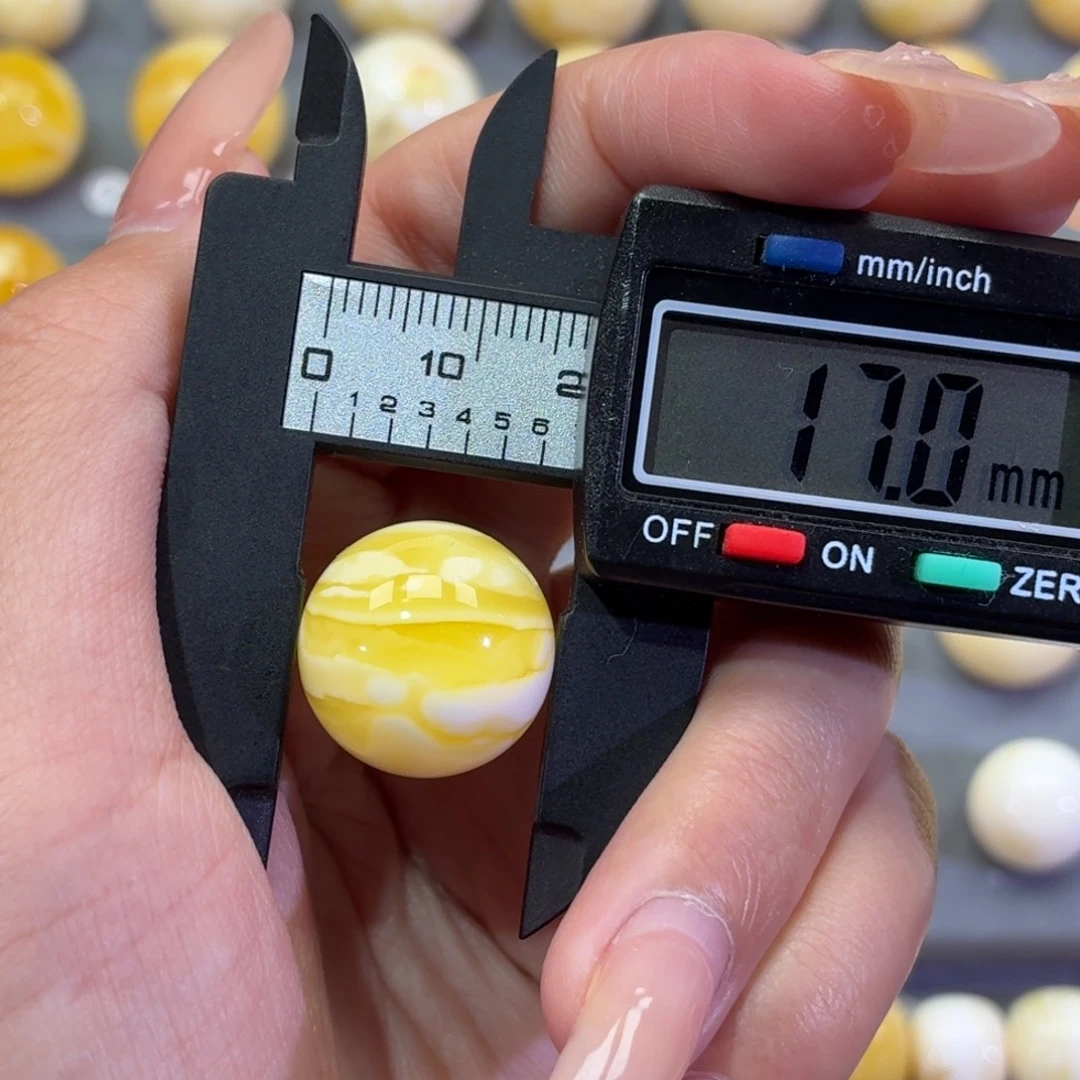 琥珀未镶嵌裸石圆珠