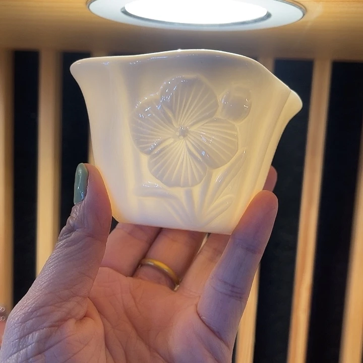 福利待遇多多哦哦哦