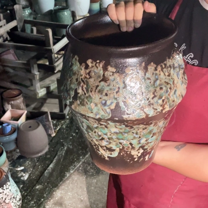 紫砂花盆口20高30瑕疵瑕疵