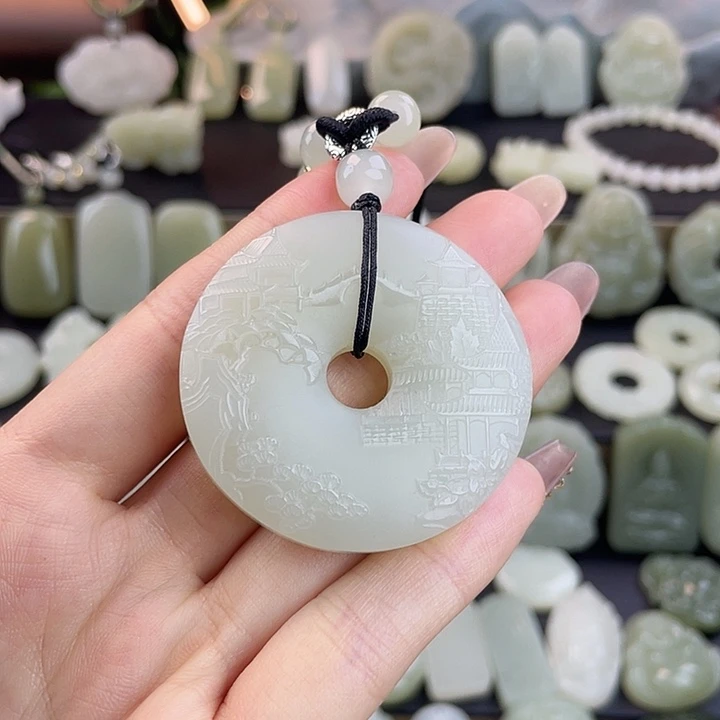 和田玉未镶嵌颈饰