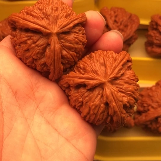 我****文玩核桃吊坠核桃
