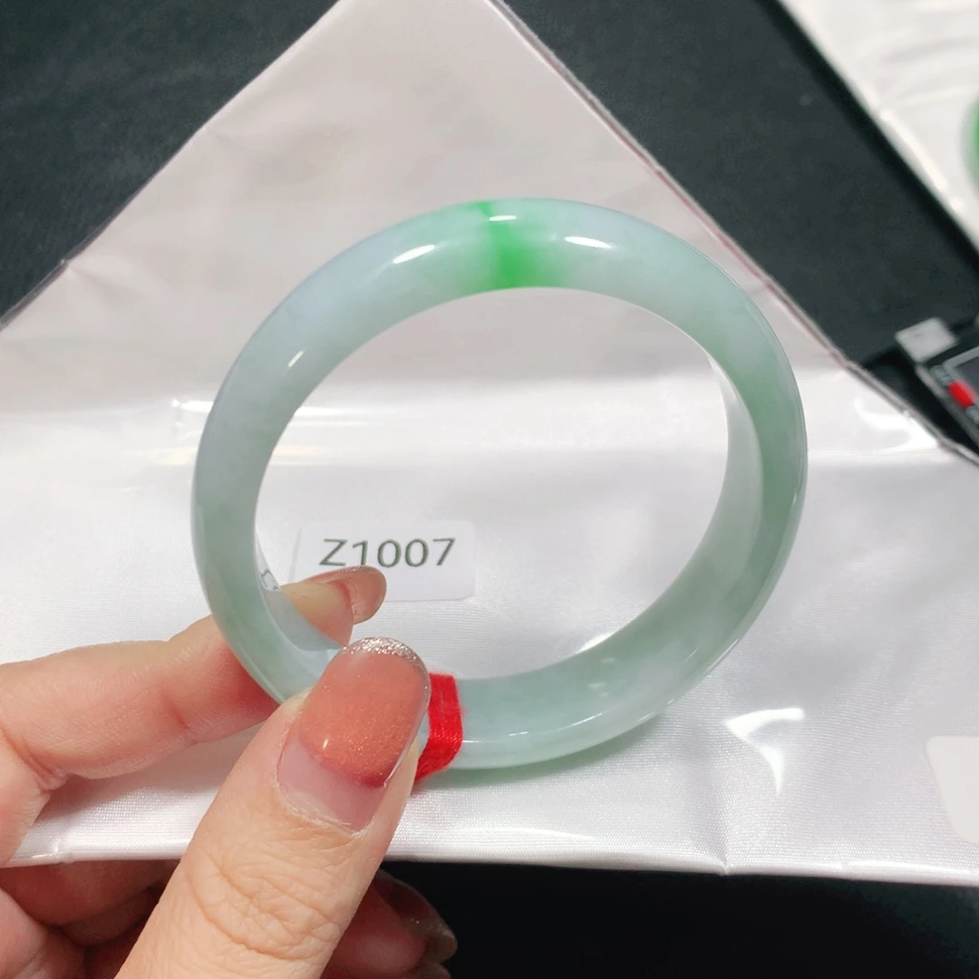 翡翠未镶嵌手镯03