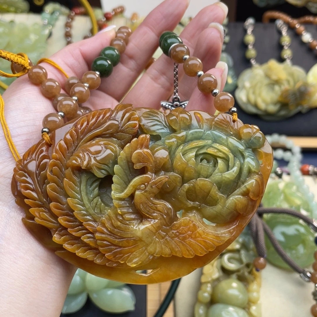 蛇纹石玉颈饰未镶嵌宝****i