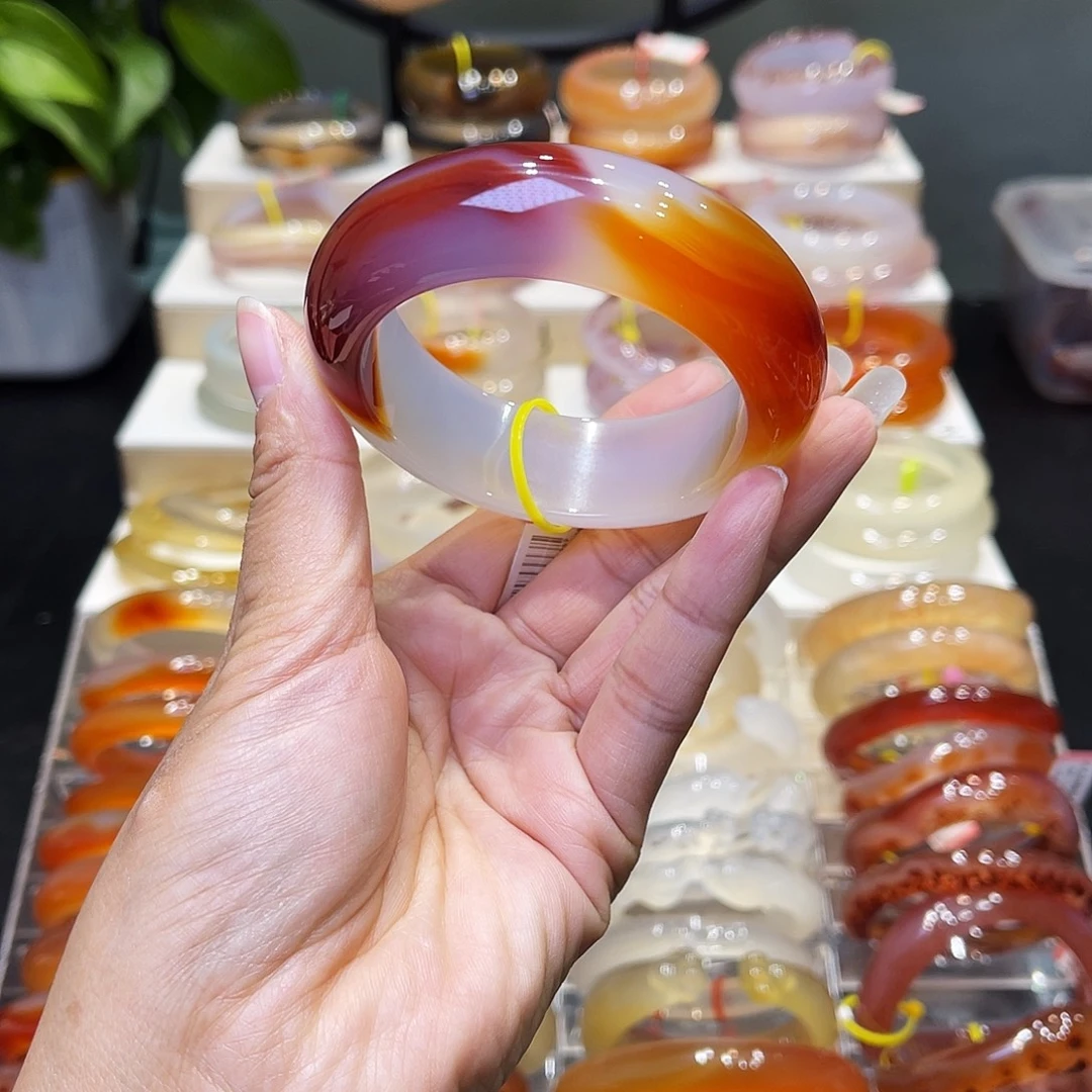 玛瑙/玉髓未镶嵌手镯