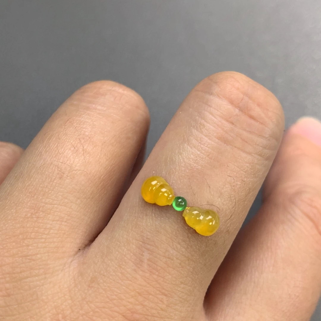 翡翠裸石翡翠葫芦