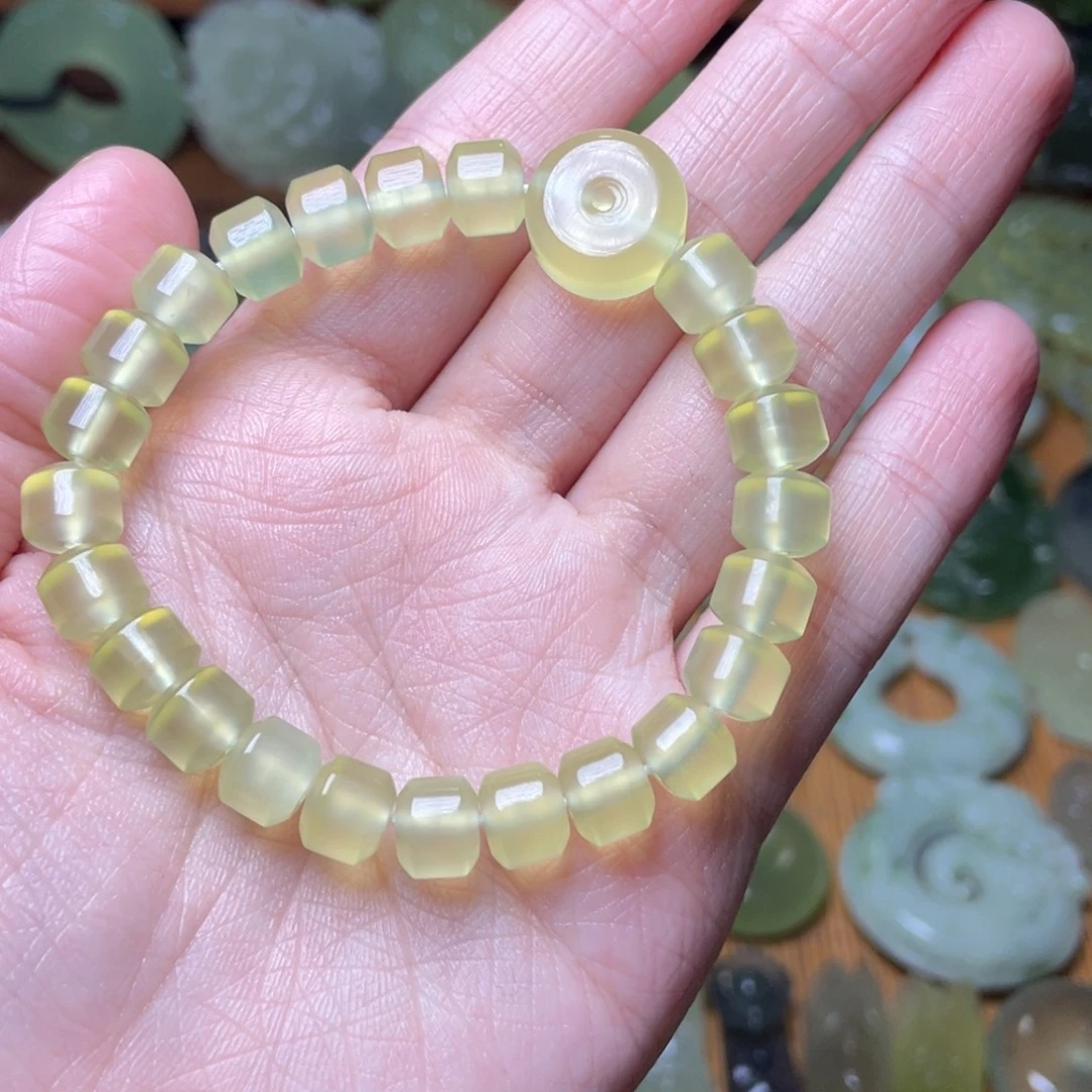 高****蛇纹石玉未镶嵌手串