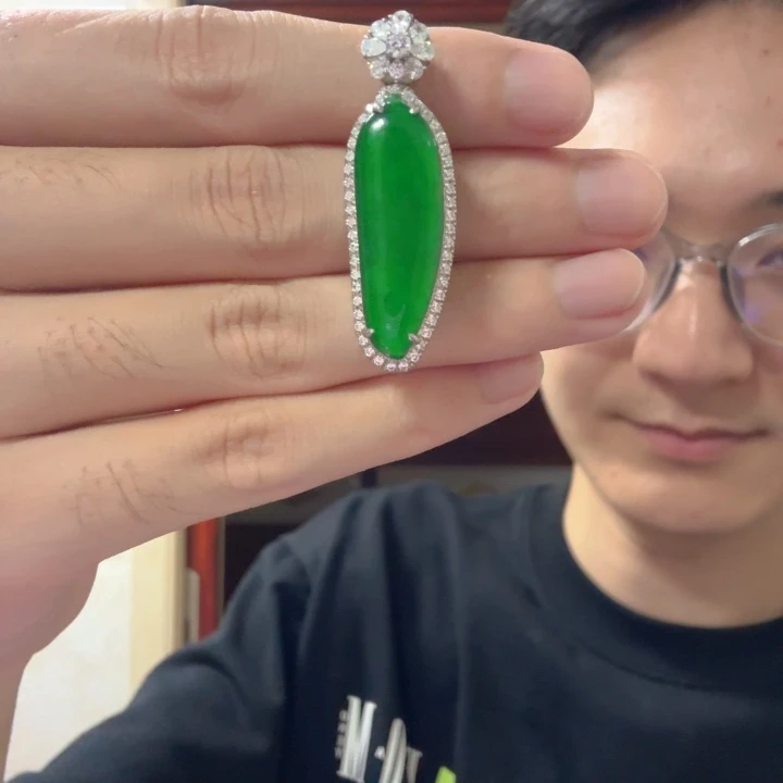 颈饰银S925镶嵌翡翠吊坠