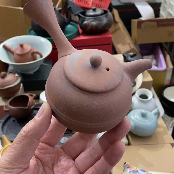 陶瓷艺术品及陶瓷壶