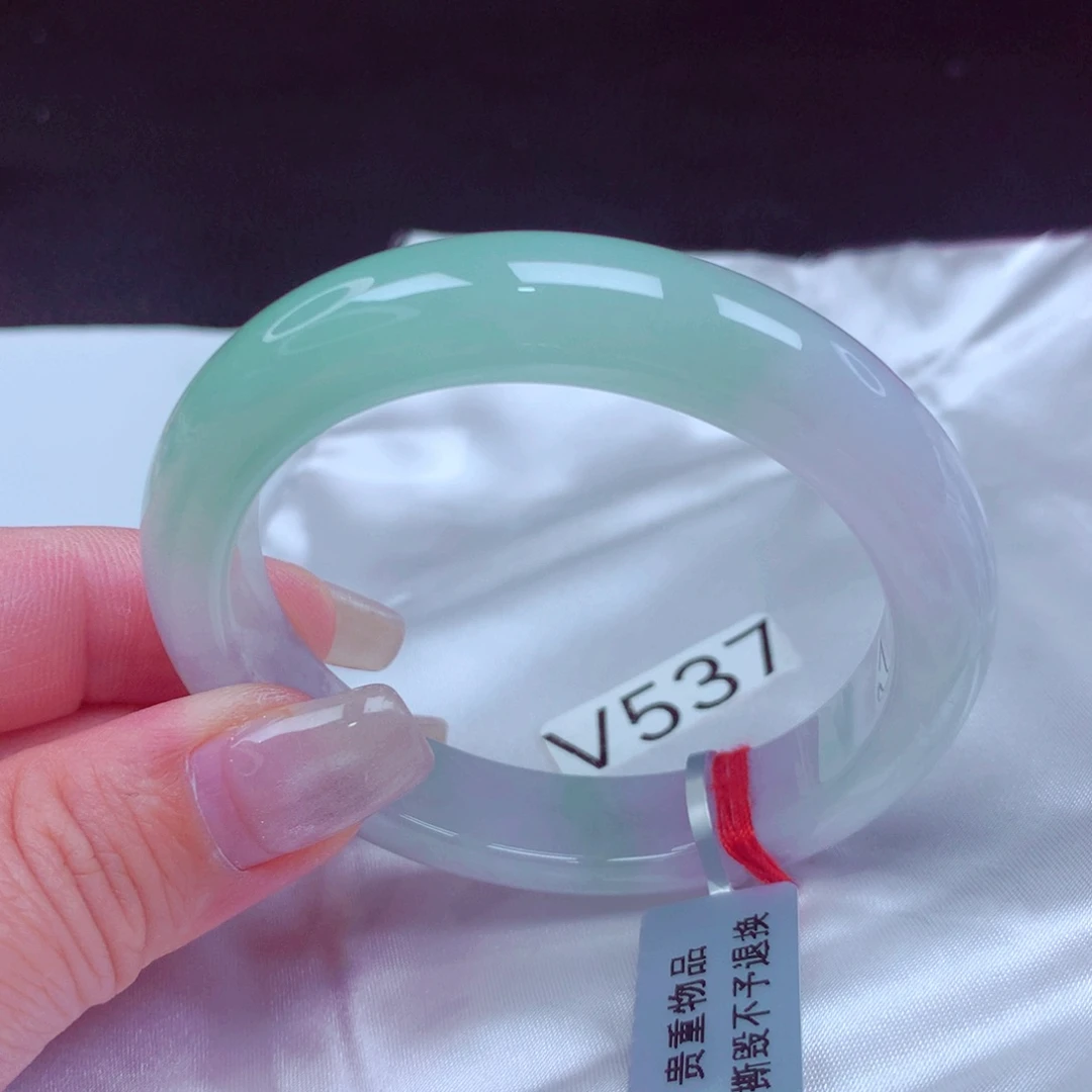 翡翠手镯未镶嵌手镯88