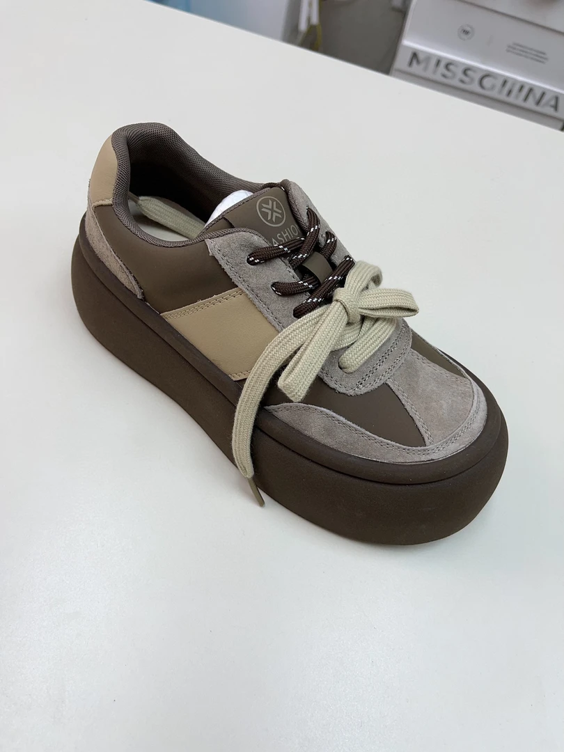 【胭脂鱼】新款德训小白老爹鞋【偶有微瑕，介意勿拍】没有运费险