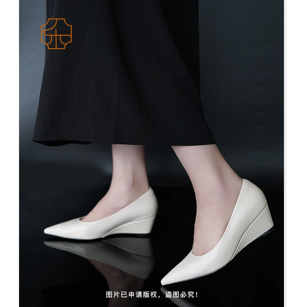 LESIFAN/乐思凡【冬姐精选】尖头坡跟法式单鞋1633-146