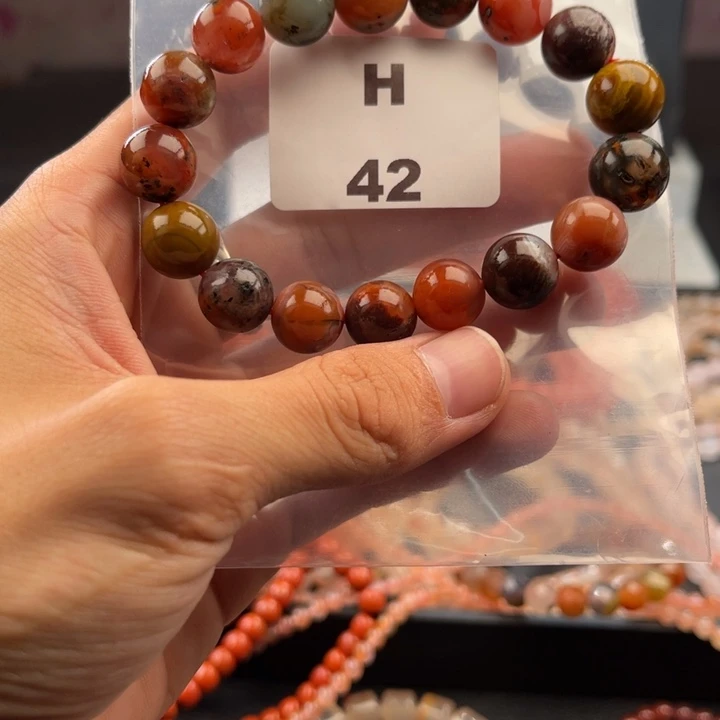南红玛瑙未镶嵌多样性发货默认微瑕12mm