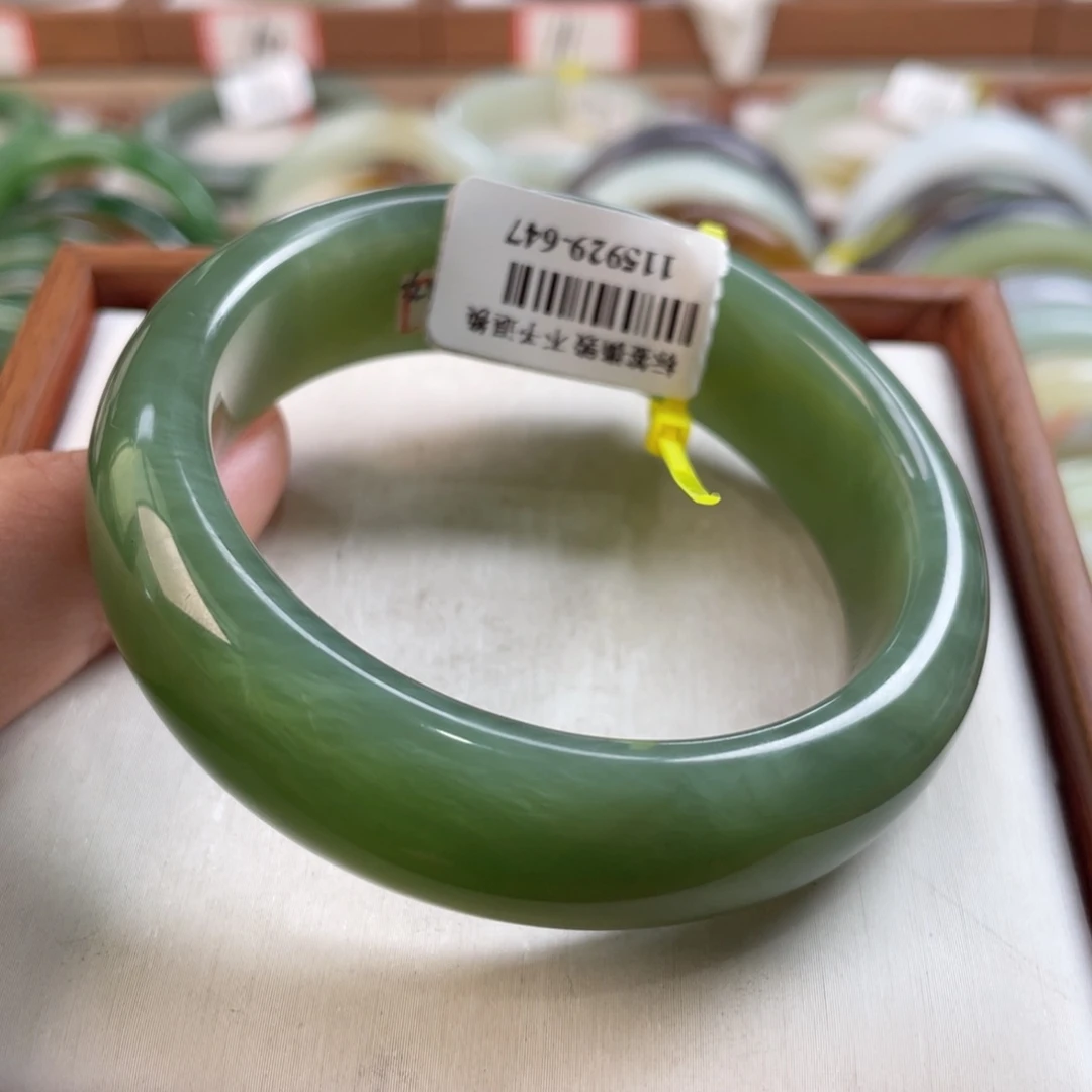 【闪购商品】和田玉手镯未镶嵌 55.3。24