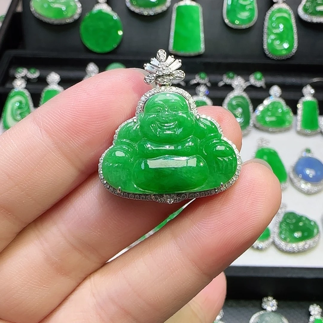 翡翠18K金镶嵌颈饰佛公