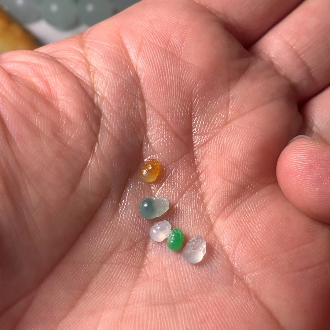 定制翡翠未镶嵌包工