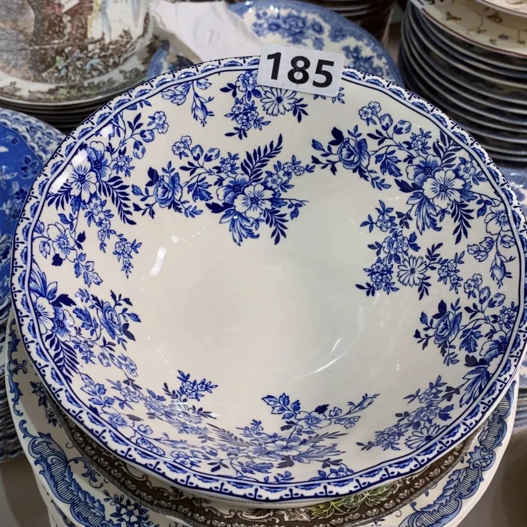瓷微瑕青花八寸大面碗