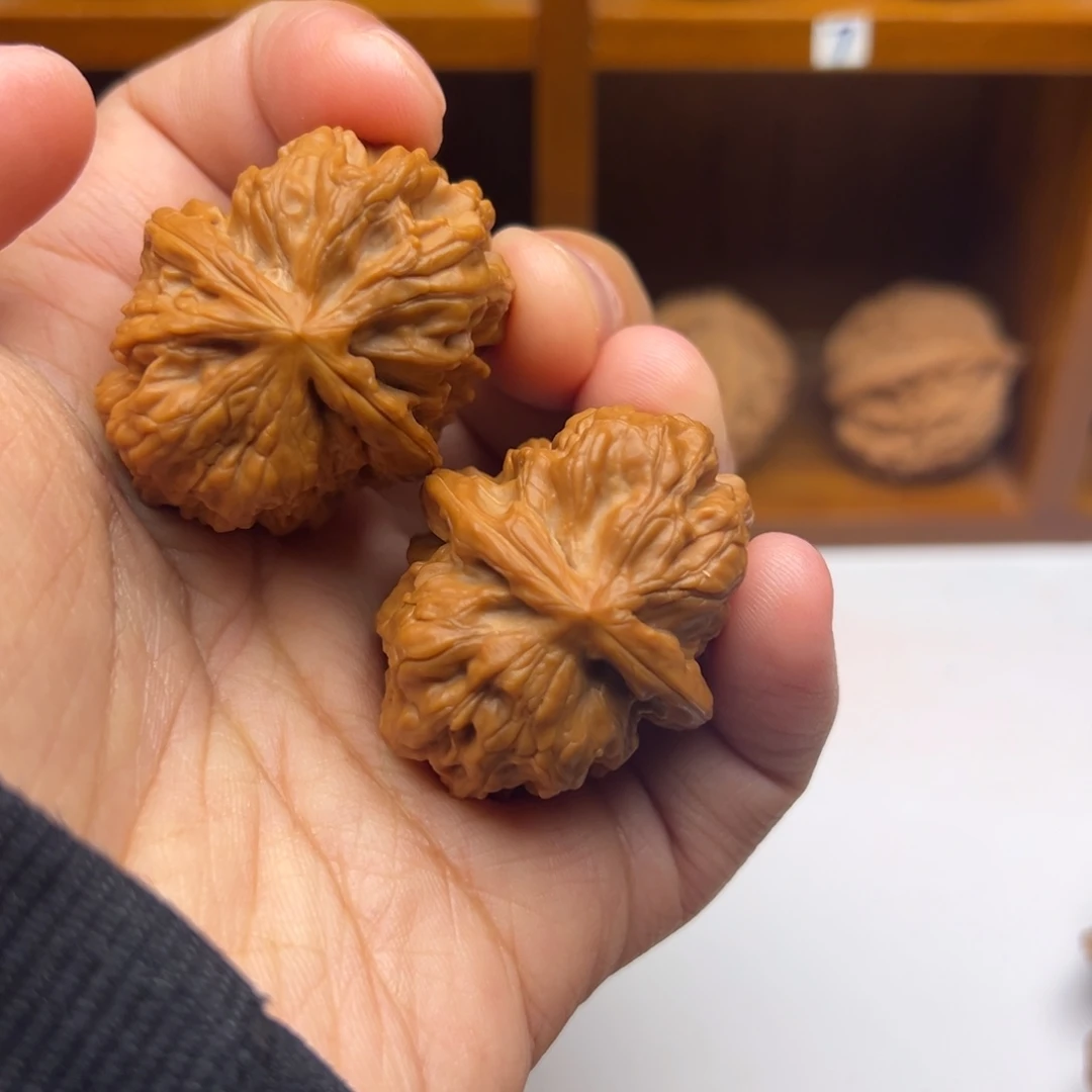 吊坠文玩核桃34尺方块有修
