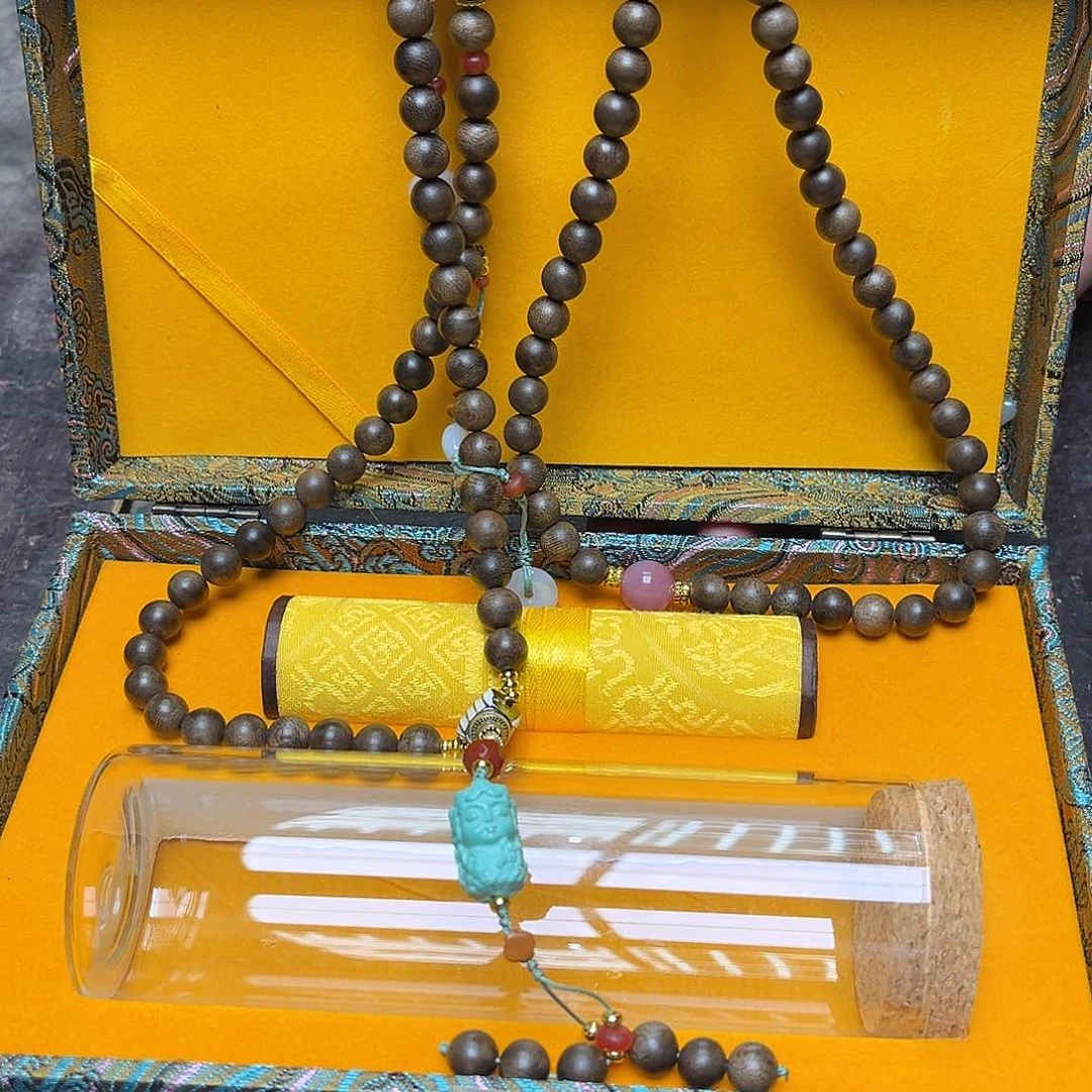 大叶紫檀（黑酸枝木类）