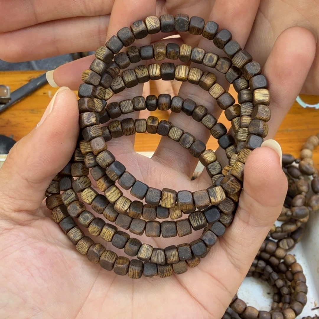 沉香沉香碎屑单圈小方糖3克多样性发一