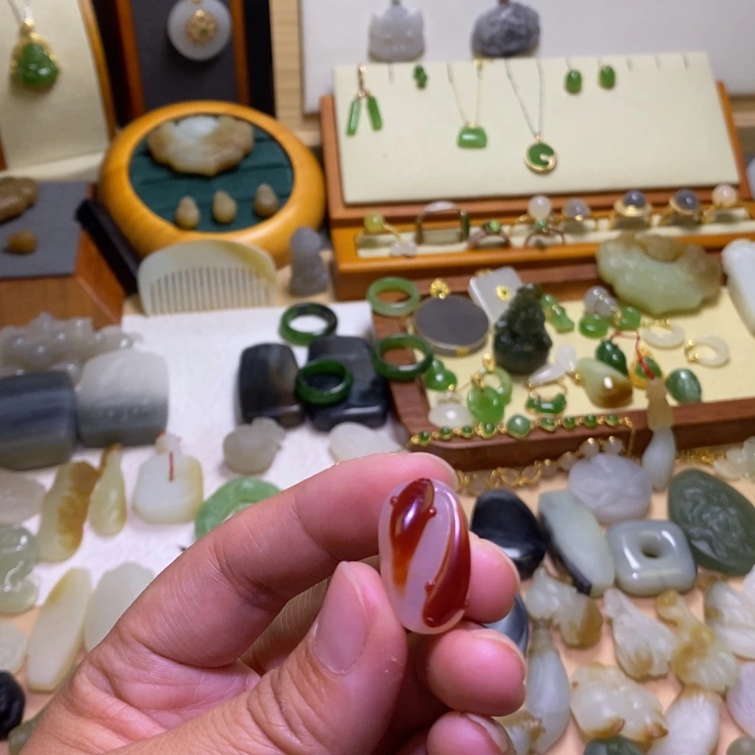 玛瑙/玉髓颈饰未镶嵌如*