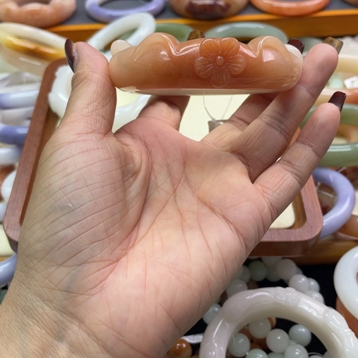 未镶嵌石英岩玉珠宝奇石江***吟