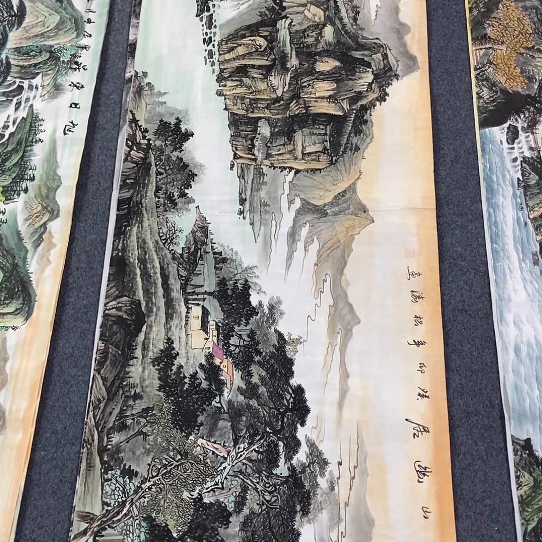 国画小六尺山水一副
