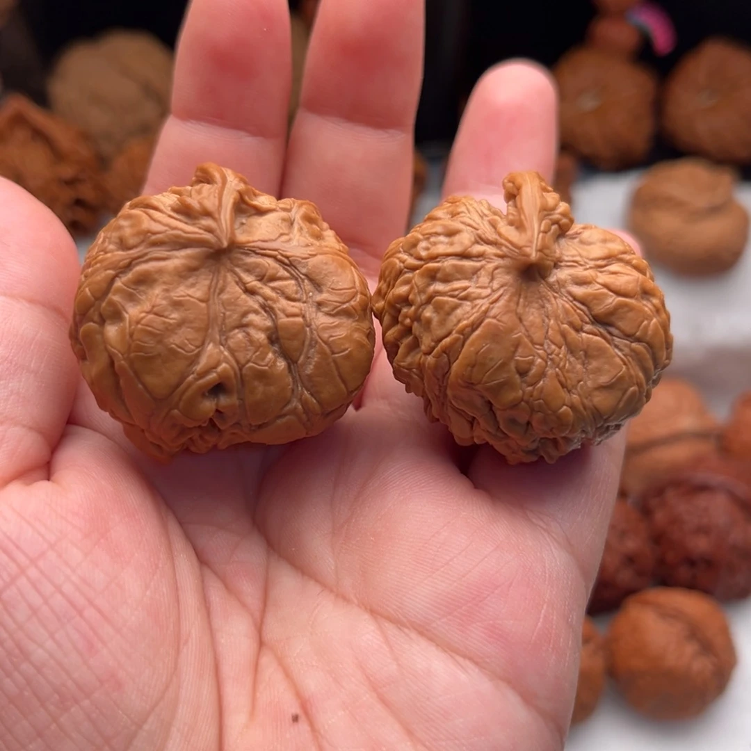 【闪购商品】文玩核桃手串座山雕全品