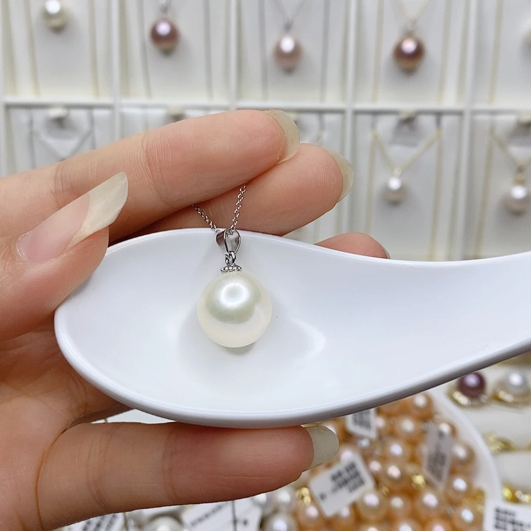 淡水珍珠未镶嵌吊坠(赠链)