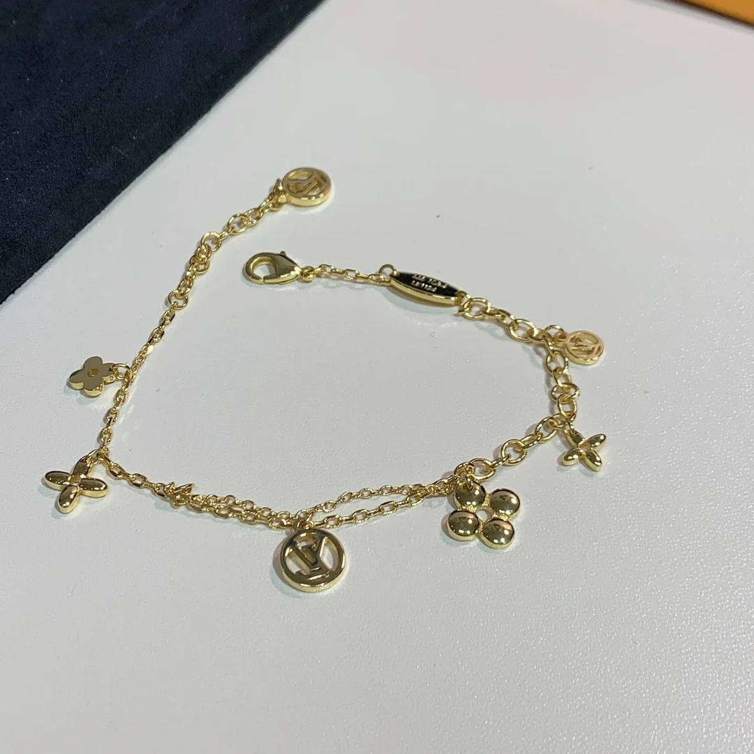 99新 LouisVuitton/路易威登 7姐专场/金色小花朵手链