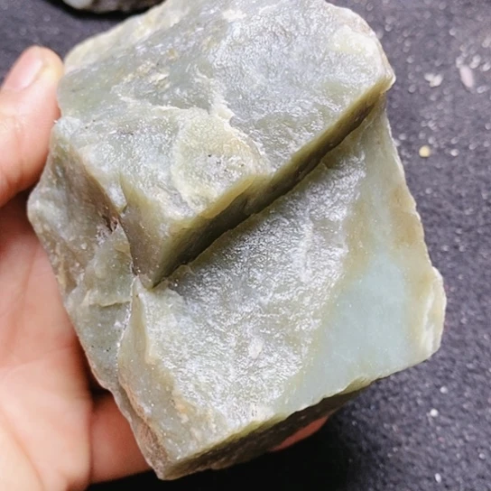 和田玉（糖玉）未镶嵌珠宝半成品