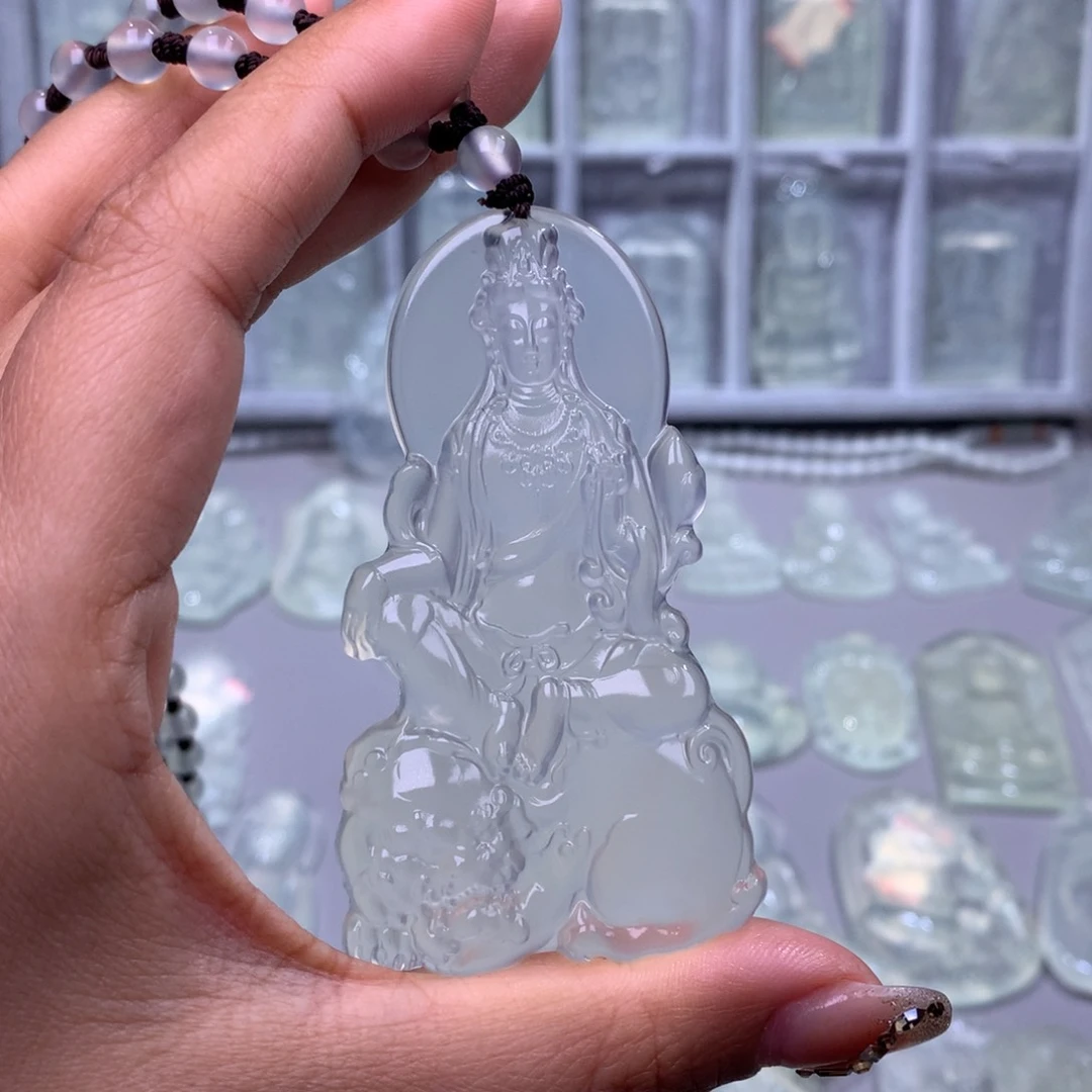 蛇纹石玉颈饰未镶嵌¥****¥