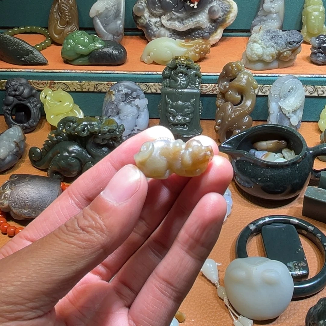 和田玉未镶嵌挂件