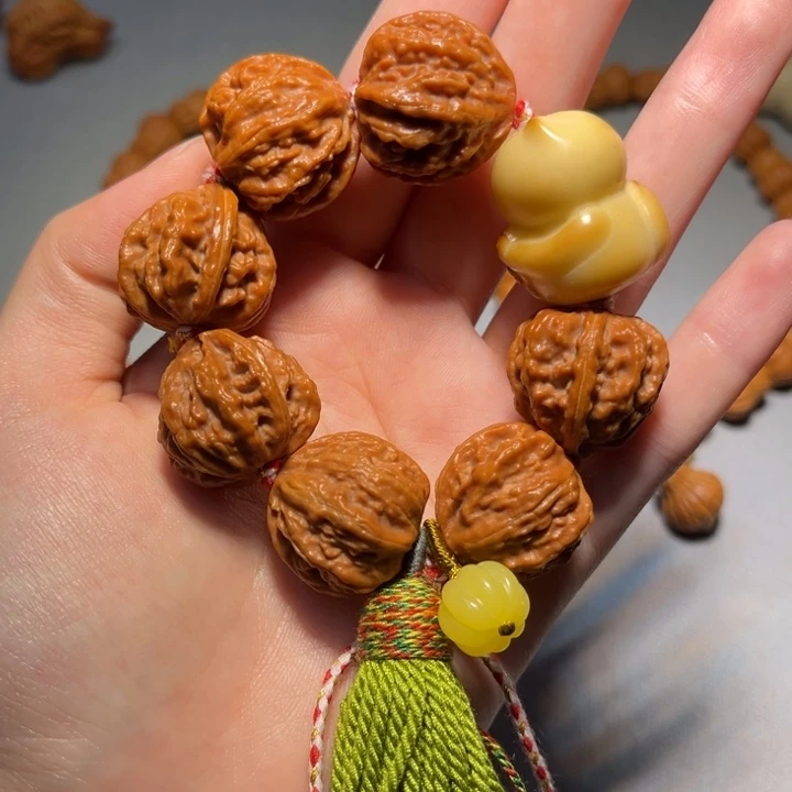 把件文玩核桃桃心280