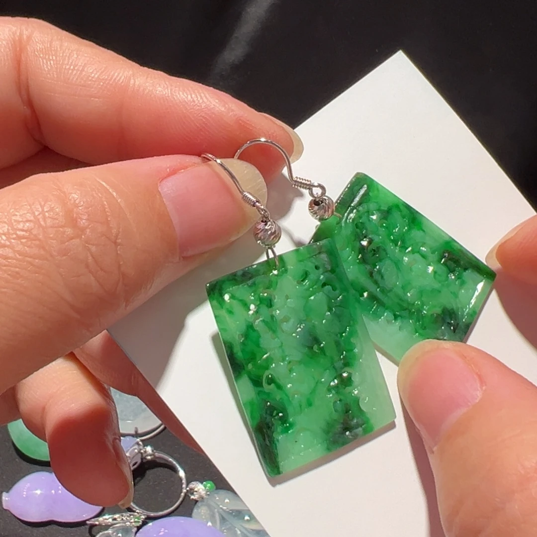 翡翠18K金镶嵌颈饰耳环