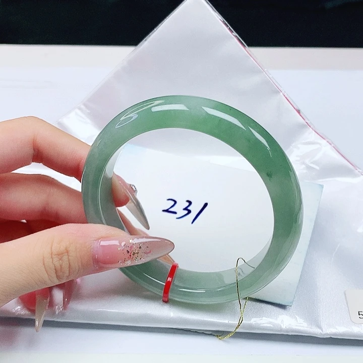 翡翠手镯未镶嵌57