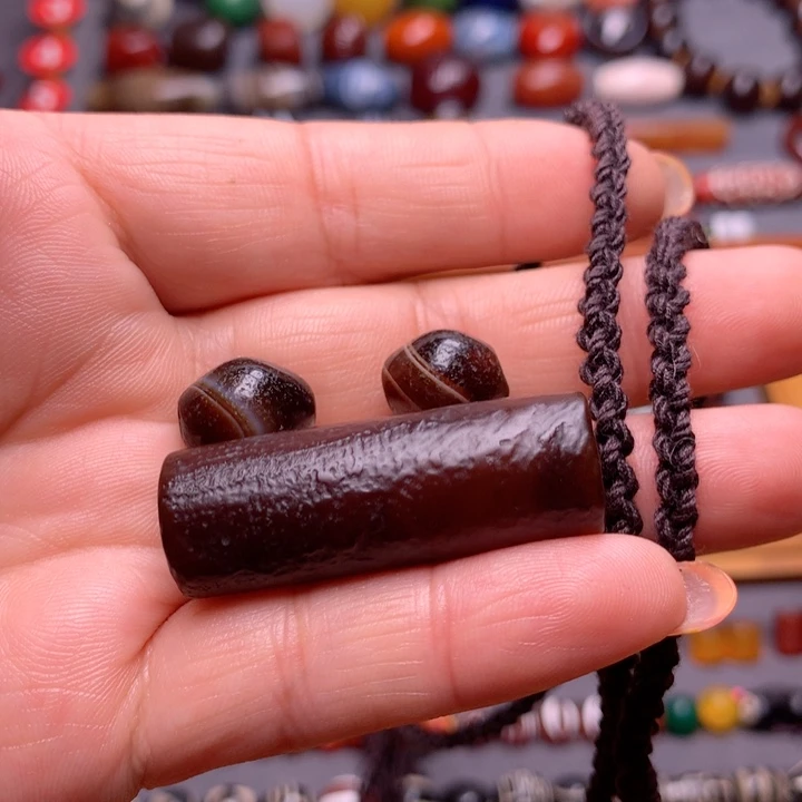 玛瑙/玉髓颈饰未镶嵌M****记