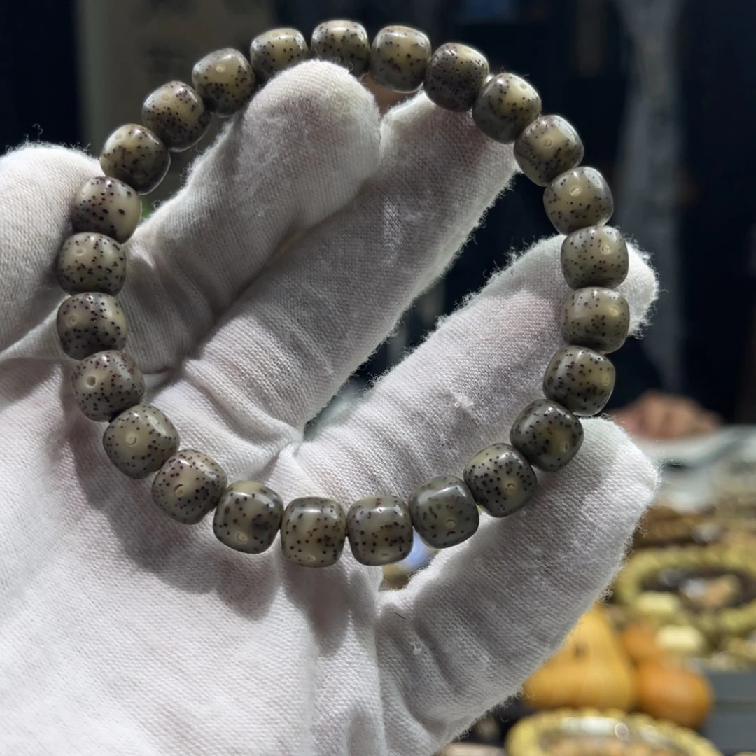 星月菩提手串果冻绿A18