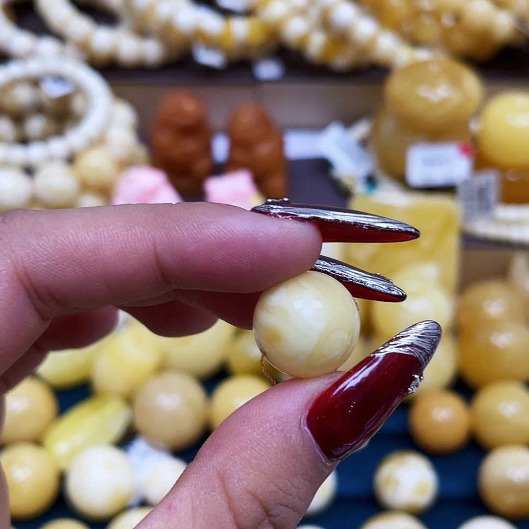 未镶嵌琥珀珠宝奇石圆珠13.9mm