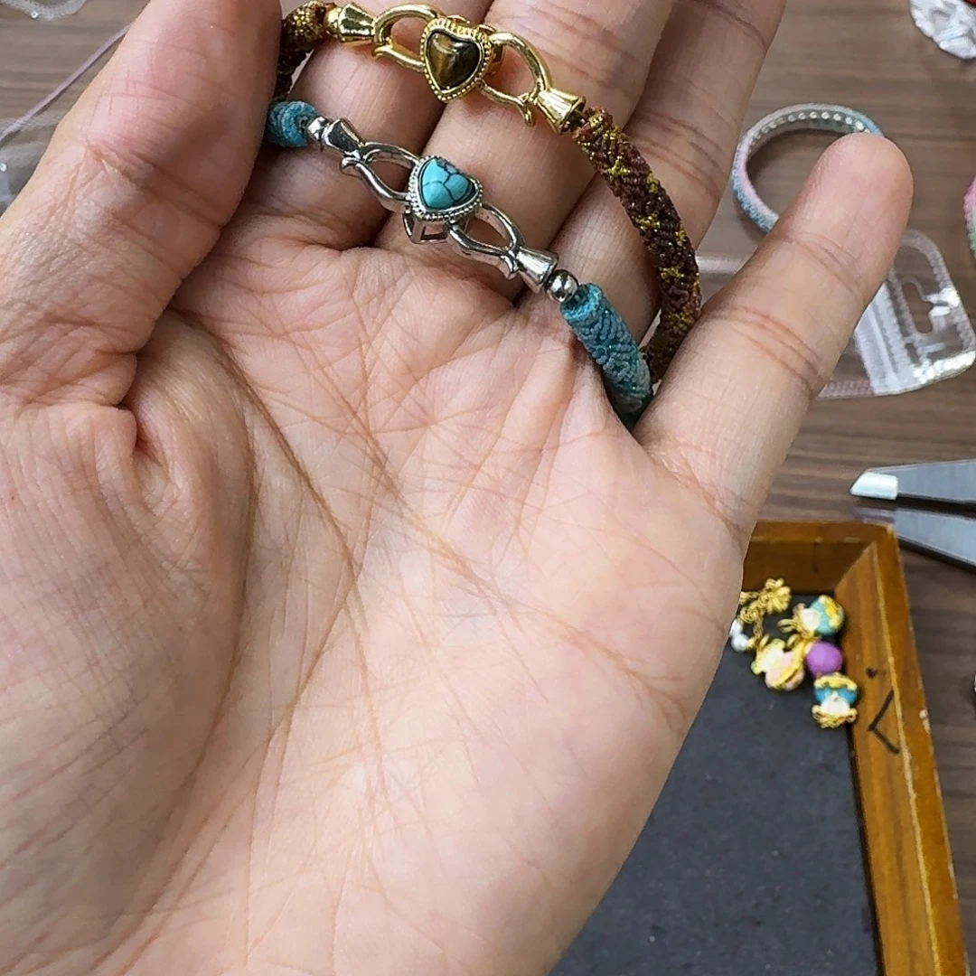 1号绿绿金银色虎虎银色共3个