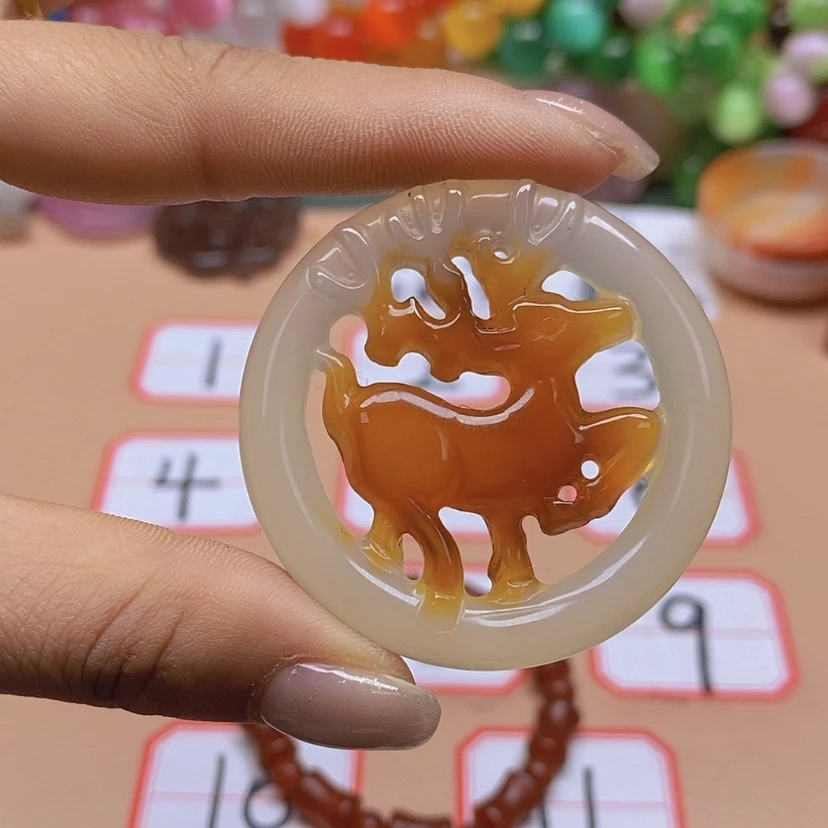 【闪购商品】玛瑙/玉髓颈饰未镶嵌红***家
