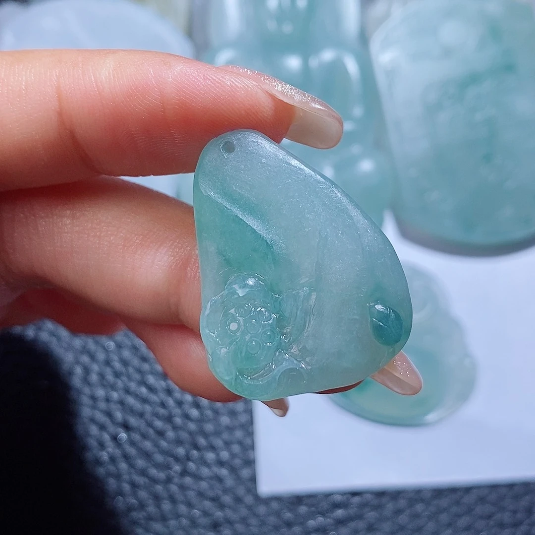 定制翡翠未镶嵌毛货付款后确认抛光