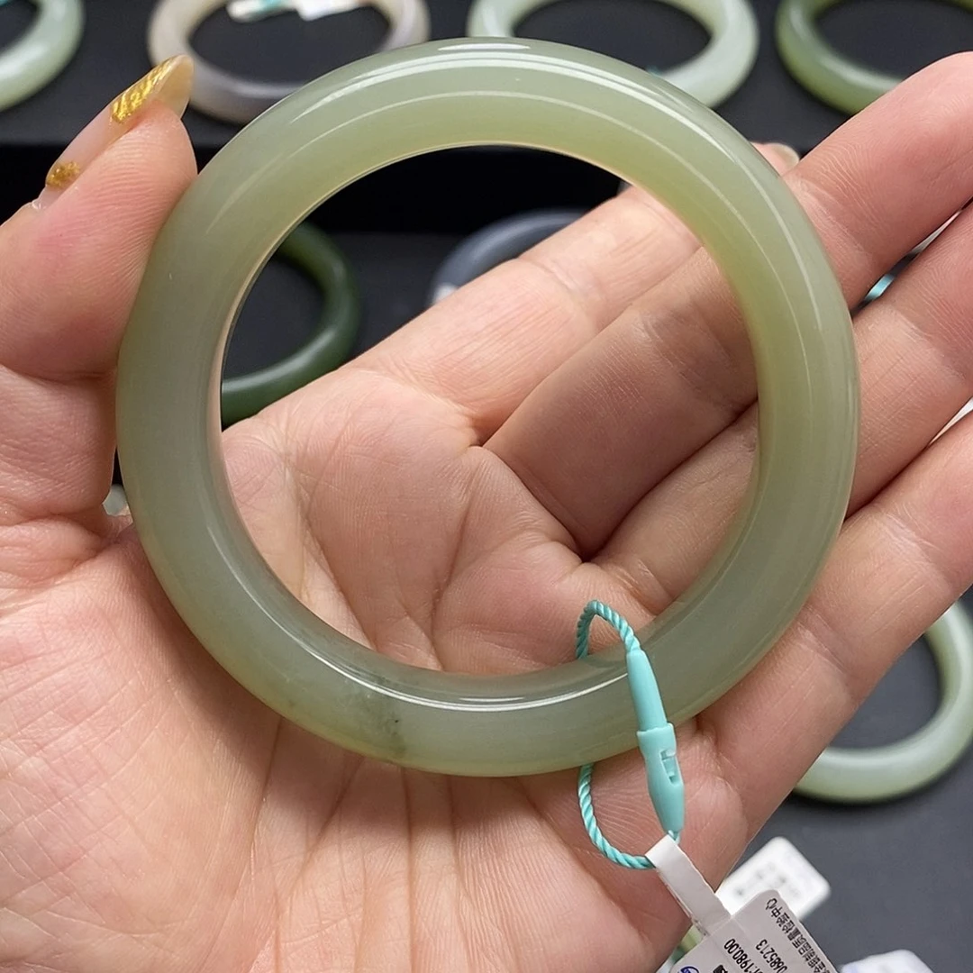 和田玉手镯未镶嵌55