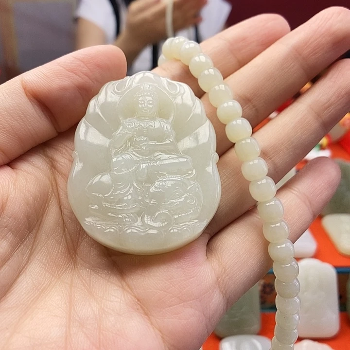 和田玉未镶嵌颈饰属龙属蛇