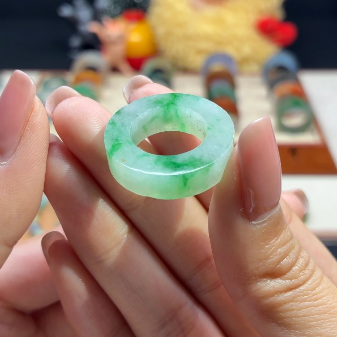 未镶嵌定制翡翠翠翠绿果9-15#