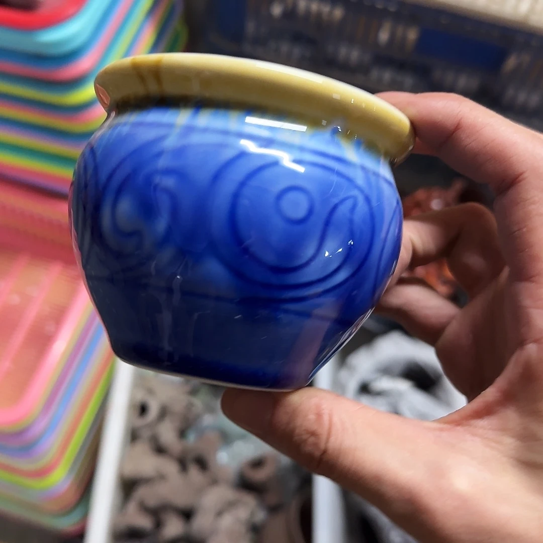 -福利局库存尾单·有孔花盆当天满9元发