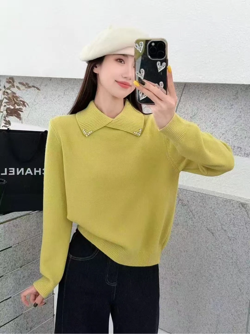 时尚新款翻领带领角钉珠套头款针织衫